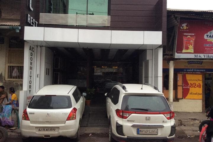 HOTEL REST INN photo 1