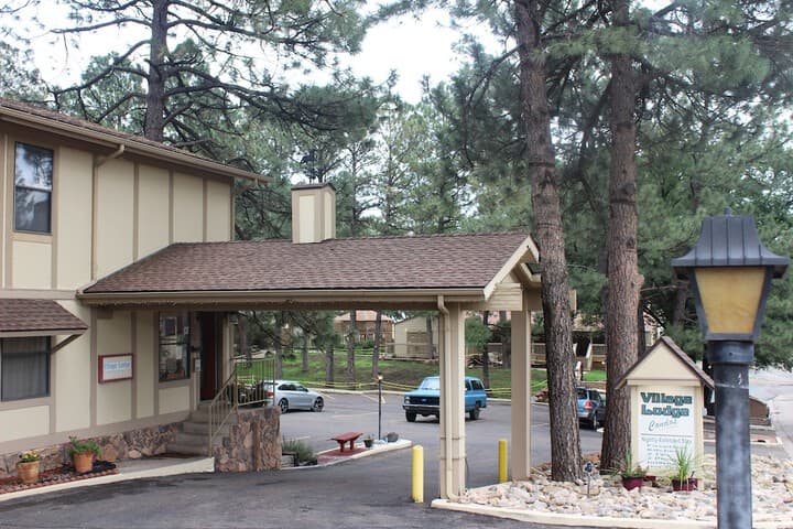 Village Lodge Condos photo 4