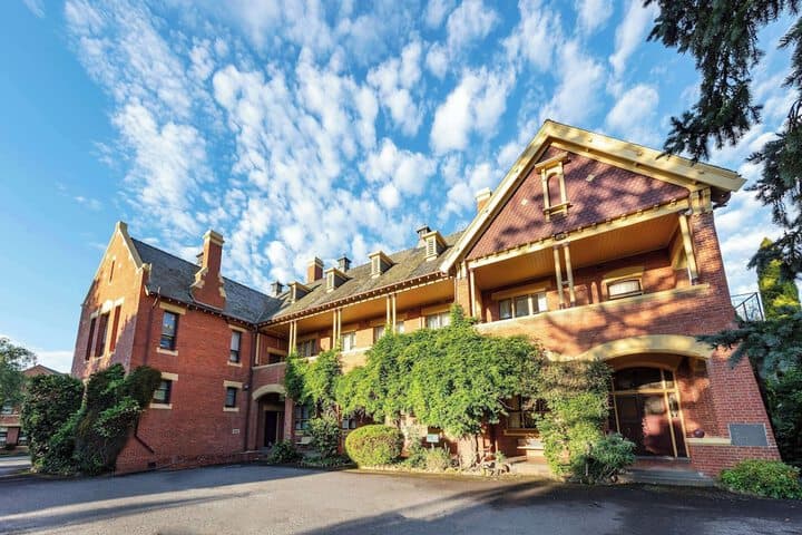 Cambrian Hill destination view