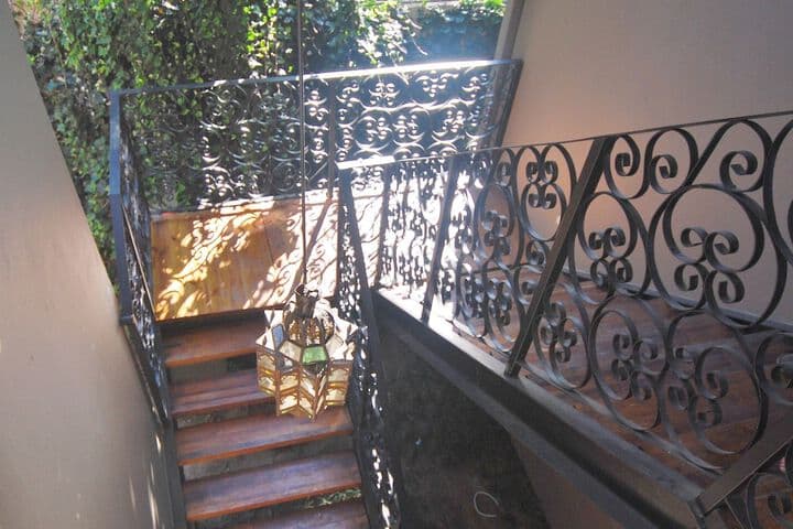The Wardrobe Guest House photo 4
