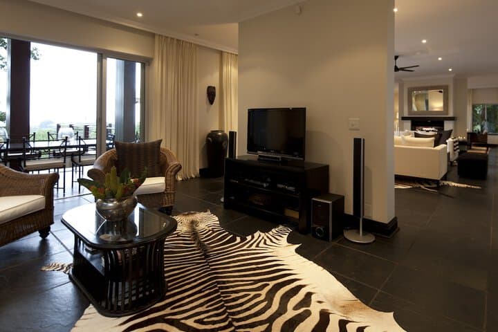 Luxury Seaside Homes photo 5