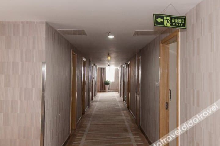 Huashi Hotel photo 4