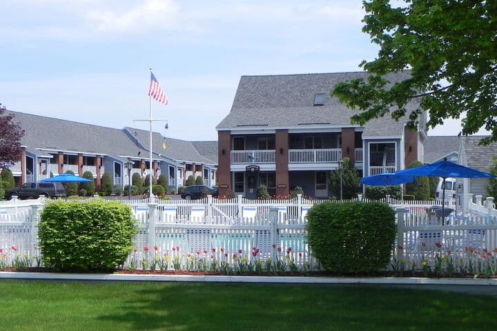 Elmwood Resort Hotel photo 4