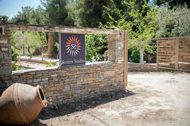 Sotiris Studios photo 4