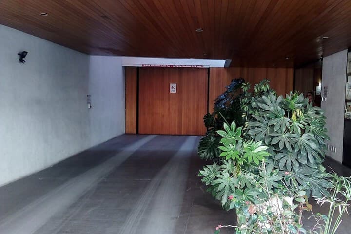 Rukaza Lastarria photo 2