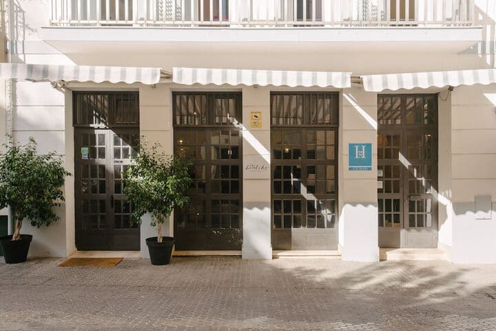 The Boutike Guesthouse Hostel photo 5