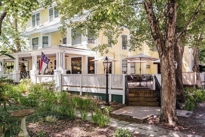 The Charleston Inn photo 2