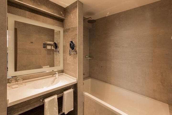Park Inn by Radisson Baku Hotel photo 5
