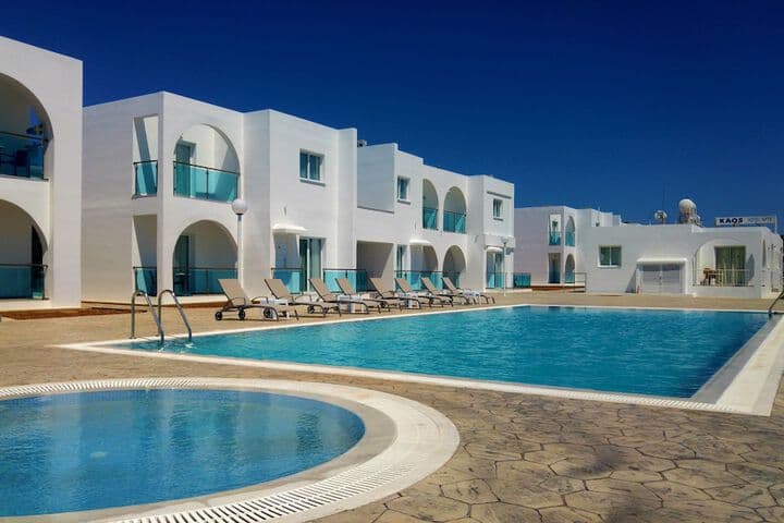 Kaos Hotel Apartments photo 4