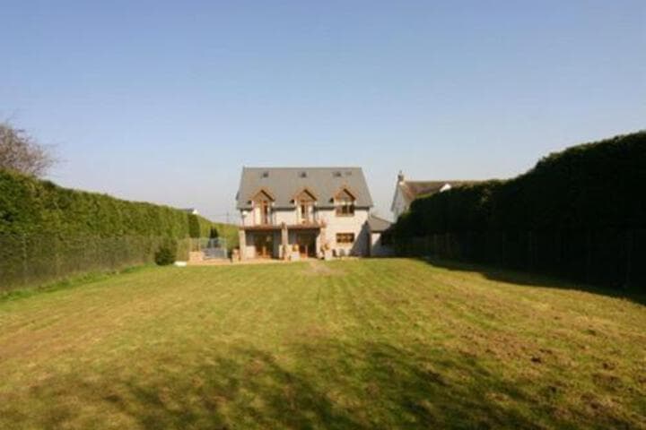 Bryngower House photo 2