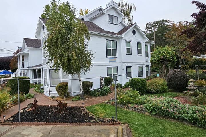 Inn at 161 photo 3