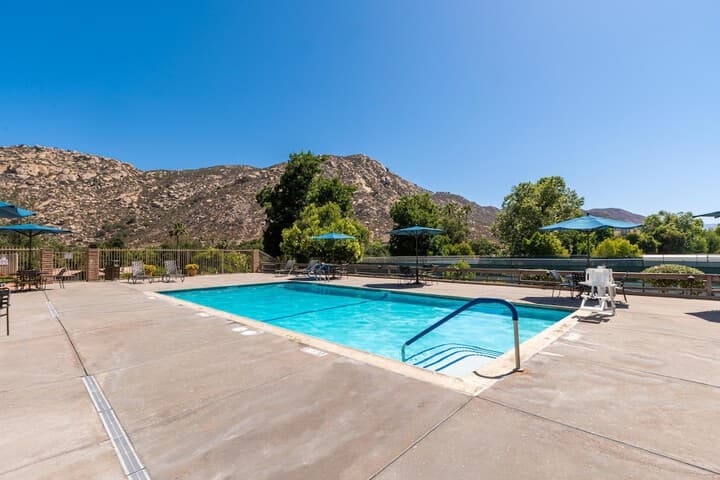Ramona destination view