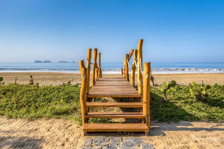Marea Beachfront Villas photo 2