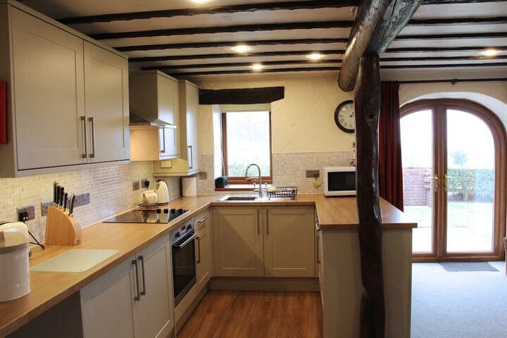 Garth Cottage photo 2