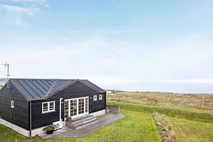 6 Person Holiday Home in Juelsminde photo 1