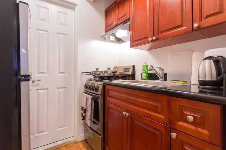 Beautiful Studio Near Central Park photo 4