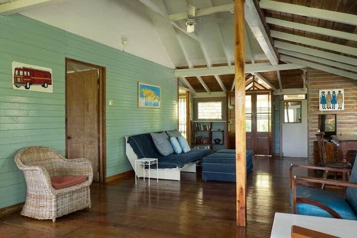 Retreat Plantation House photo 2