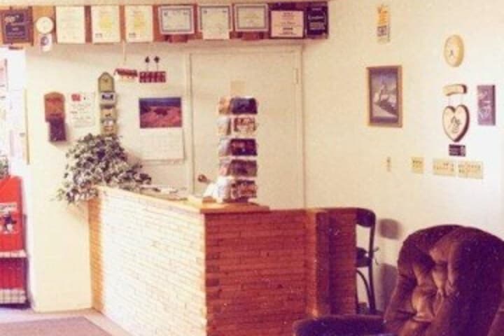 Dakota Inn photo 3