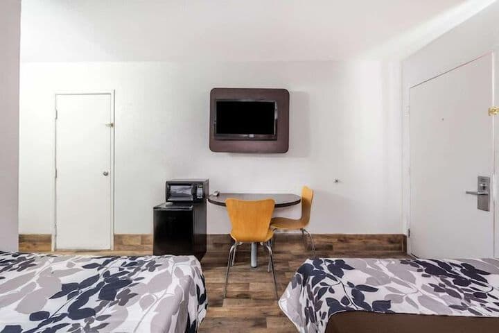 Rodeo Inn photo 3