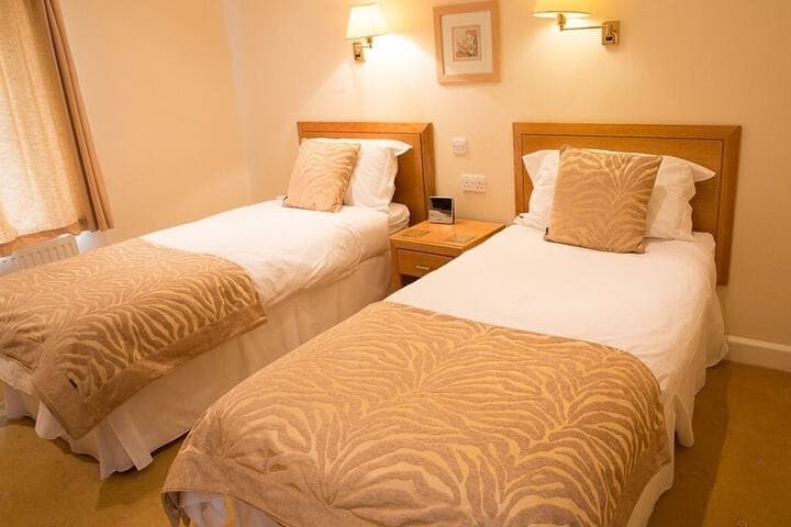 Llwyn Onn Guest House photo 5