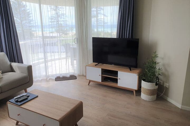 Kirra Beach Apartments photo 5