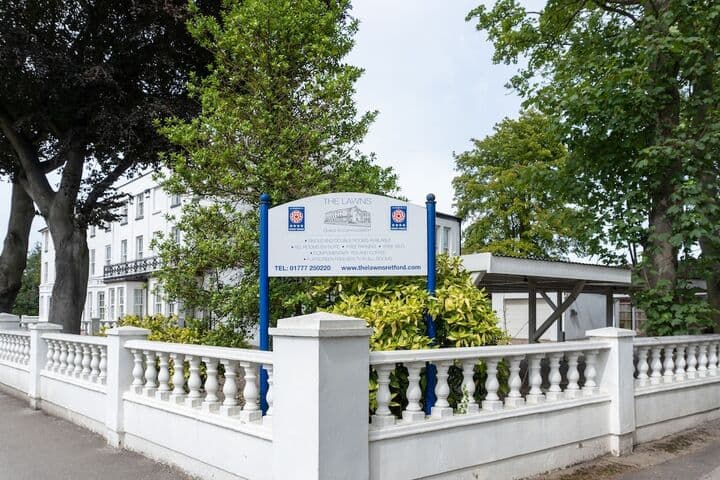 The Lawns Guest House photo 3