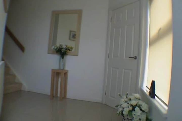 Earle House Serviced Apartments photo 2