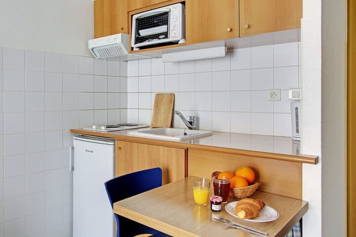 Short Stay Group Residence Les Lilas Serviced Apartments photo 5