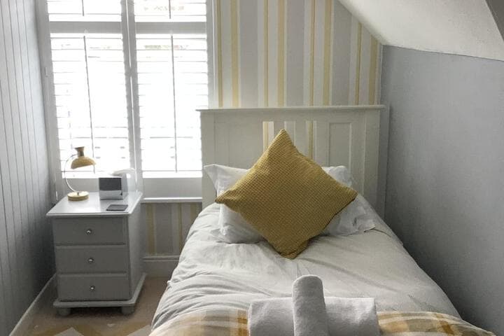Camelot Guest House photo 3