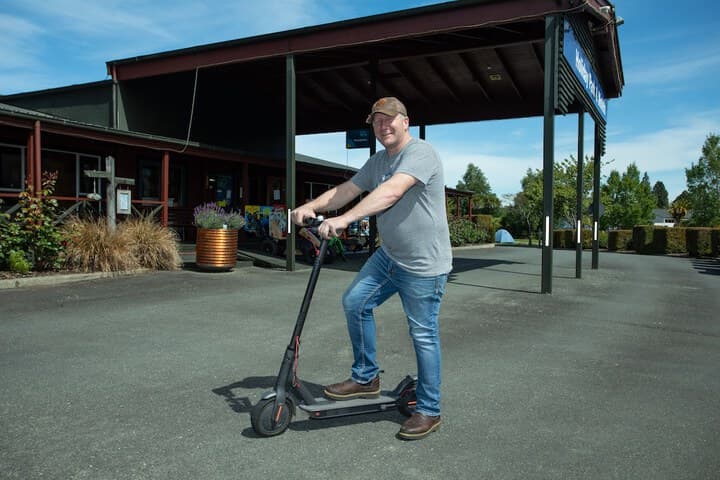 Te Anau Top 10 Holiday Park photo 2