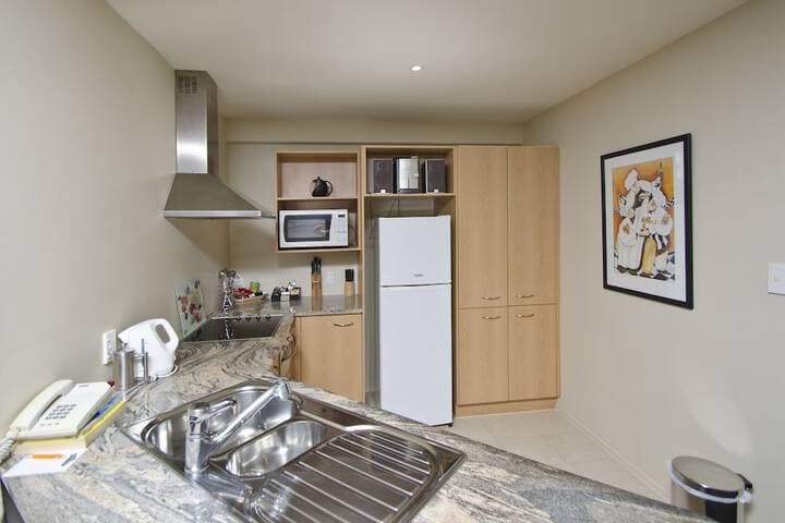The Pavilions Beachfront Apartments photo 3