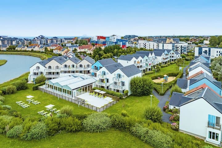 Graye-sur-Mer destination view