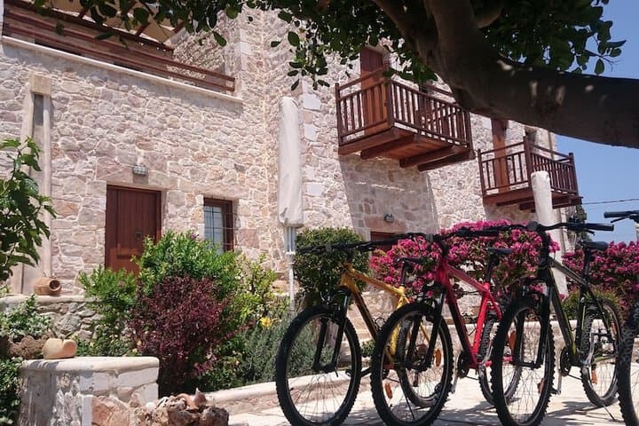 Lithos Traditional Houses photo 4
