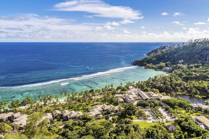 Anse Boileau Beach destination view