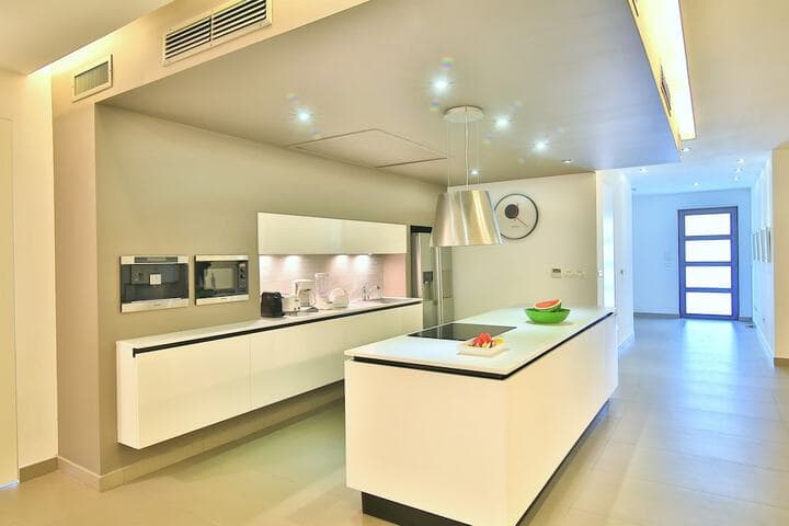 Anchor House photo 2
