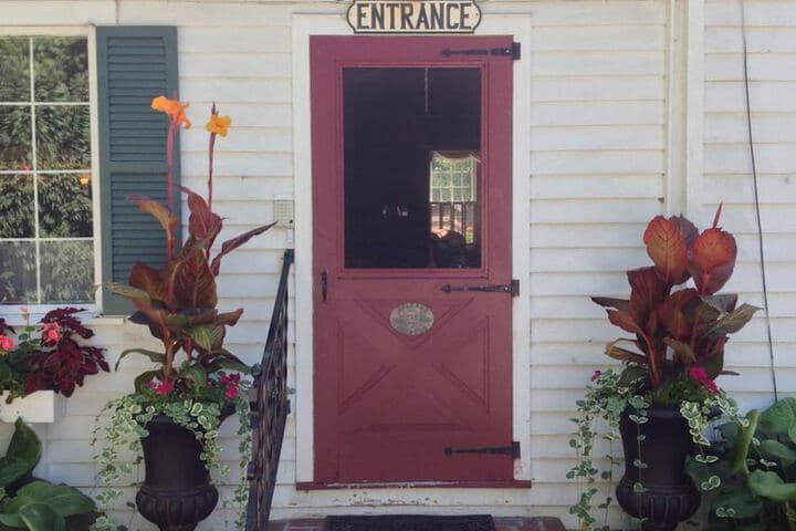 The White House Inn photo 5