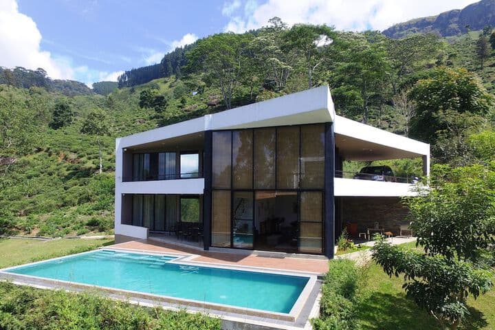 Sangilipalama destination view