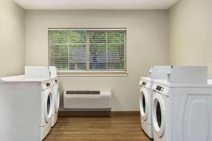 Hawthorn Suites by Wyndham Columbus Fort Benning photo 3