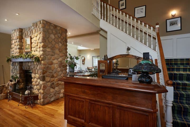 The Lady MacDonald Country Inn photo 3