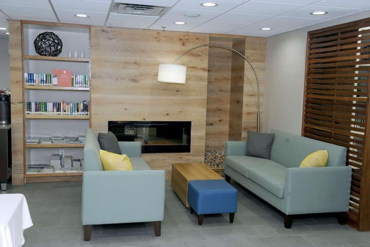 Country Inn & Suites by Radisson Alpharetta GA photo 5