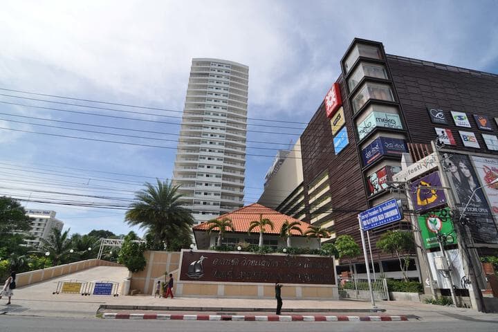 View Talay 6 Condominium by Honey photo 2