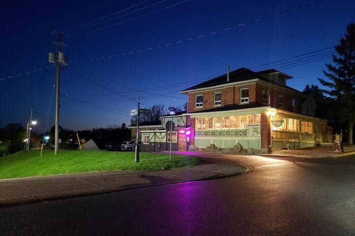 Stonewater Manor photo 2