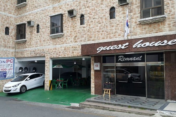 Remnant Guesthouse Hostel photo 3