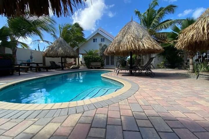 Aruba Tropic Apartments photo 2