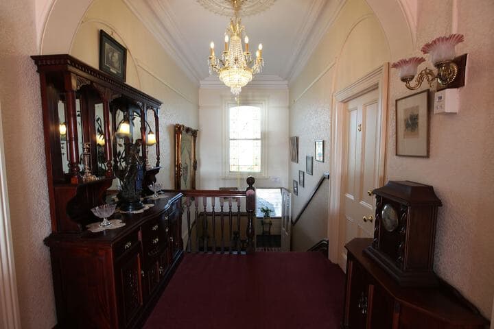 The Grand on Macfie photo 5