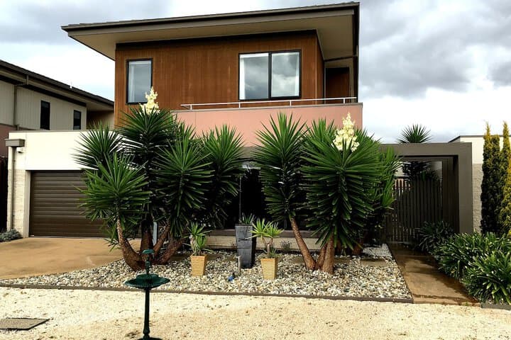 Deluxe Lake View House photo 5