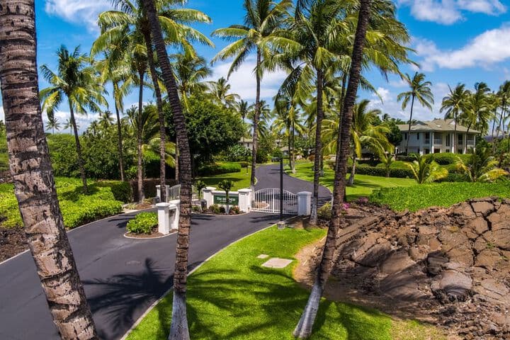 The Islands at Mauna Lani CoralTree Residence Collection photo 2