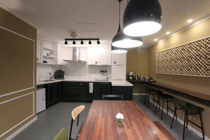 Blueboat Hostel Gyeongju photo 4