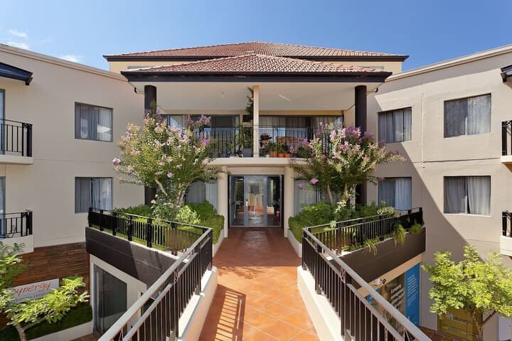 Astra Apartments The Griffin photo 4