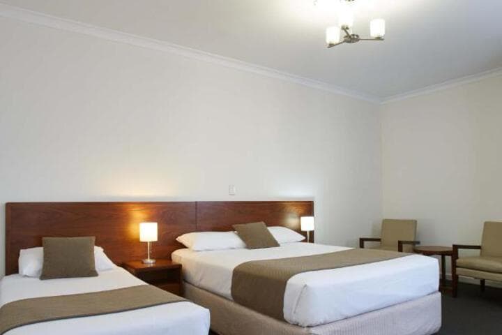 The Rose Hotel & Motel photo 3